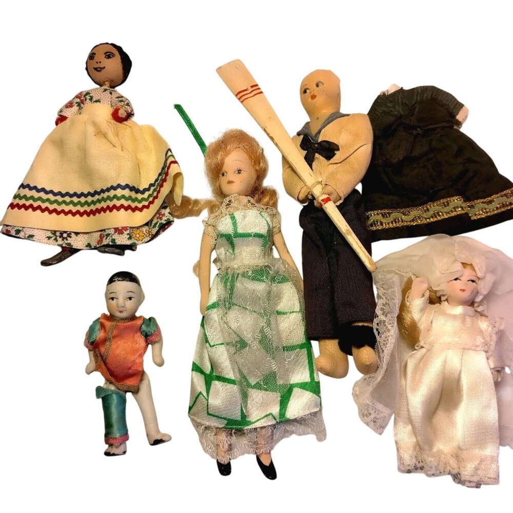 Vintage Dolls Mixed Lot 5 Porcelain Flocked Gondlier Handmade Collectible Doll